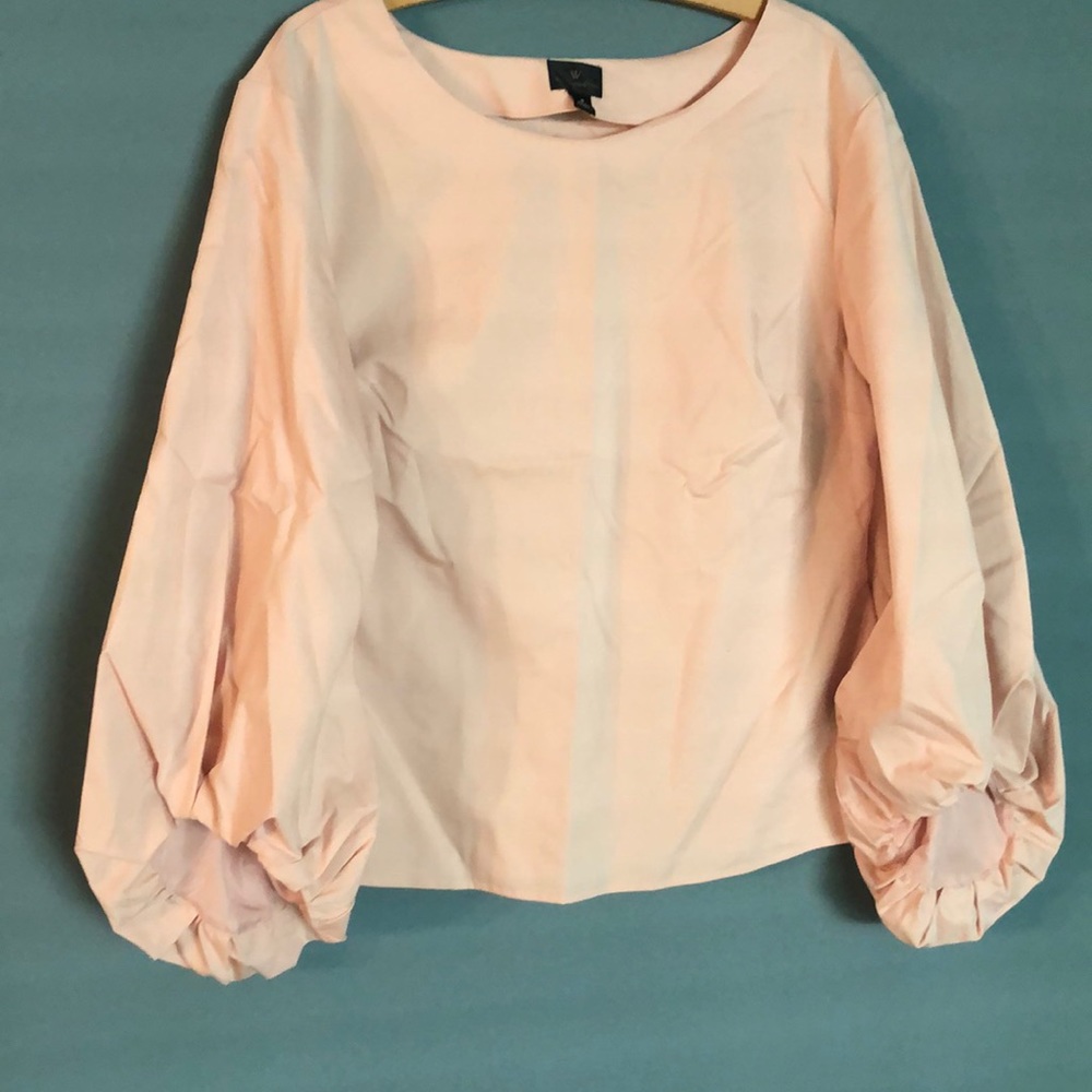 Light pink long sleeve top